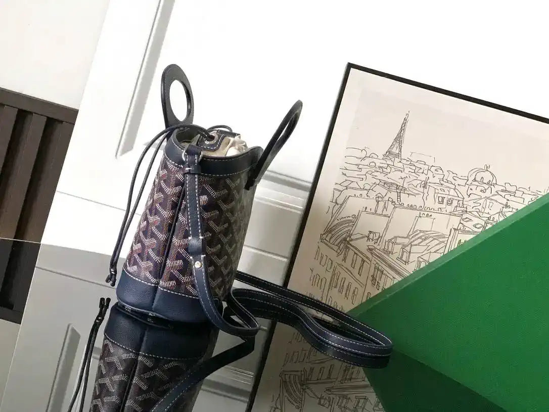 Goyard BELUGAMINTY01CL03P Beluga Mini Bag G89023