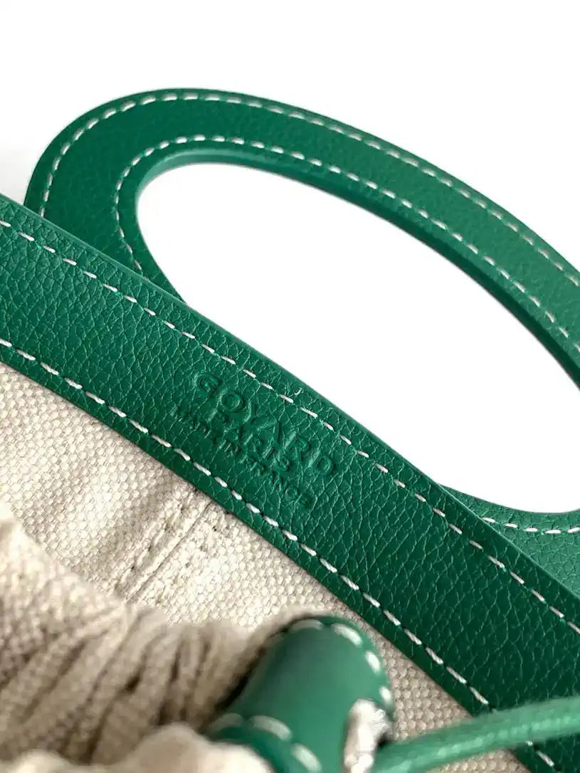 Goyard BELUGAMINTY01CL03P Beluga Mini Bag G89025