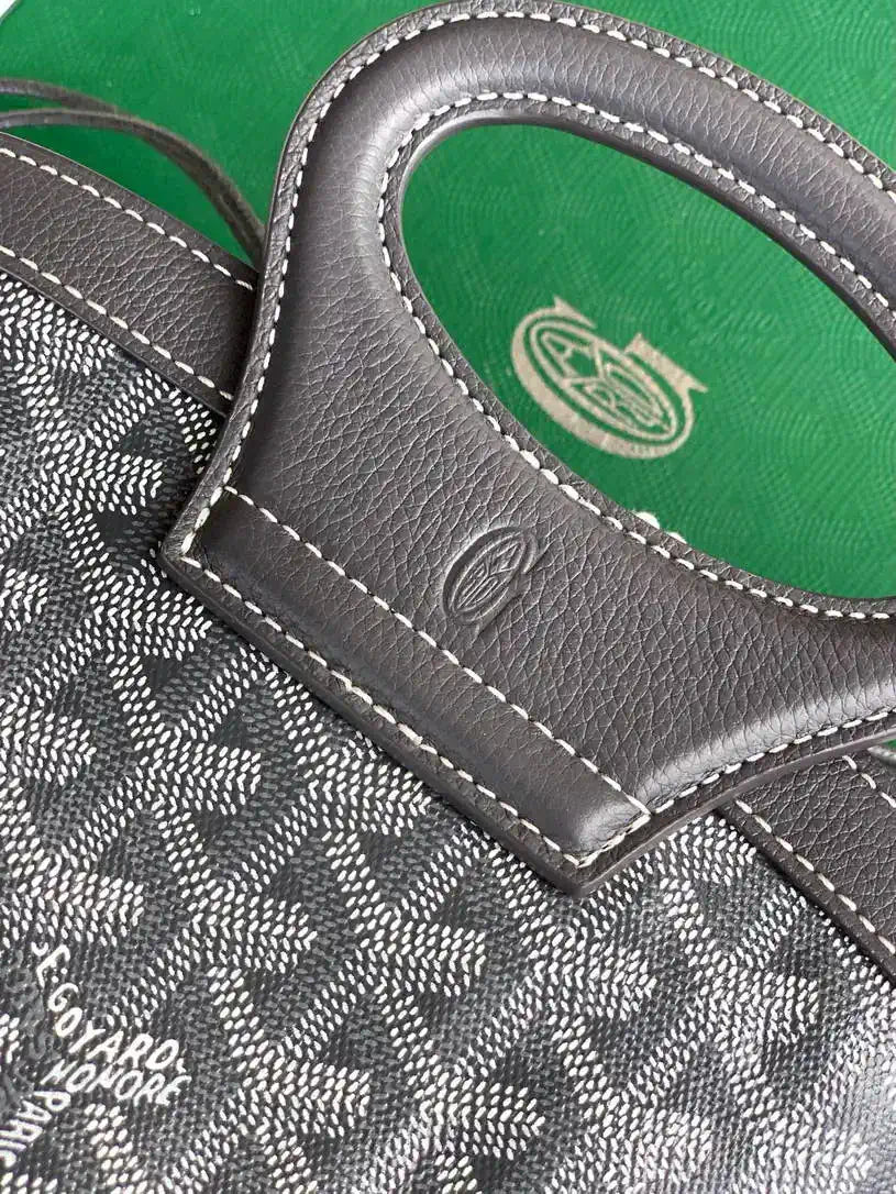 Goyard BELUGAMINTY01CL03P Beluga Mini Bag G89026