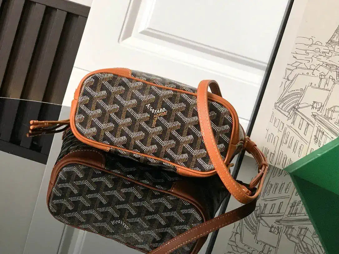 Goyard BELUGAMINTY01CL03P Beluga Mini Bag G89027