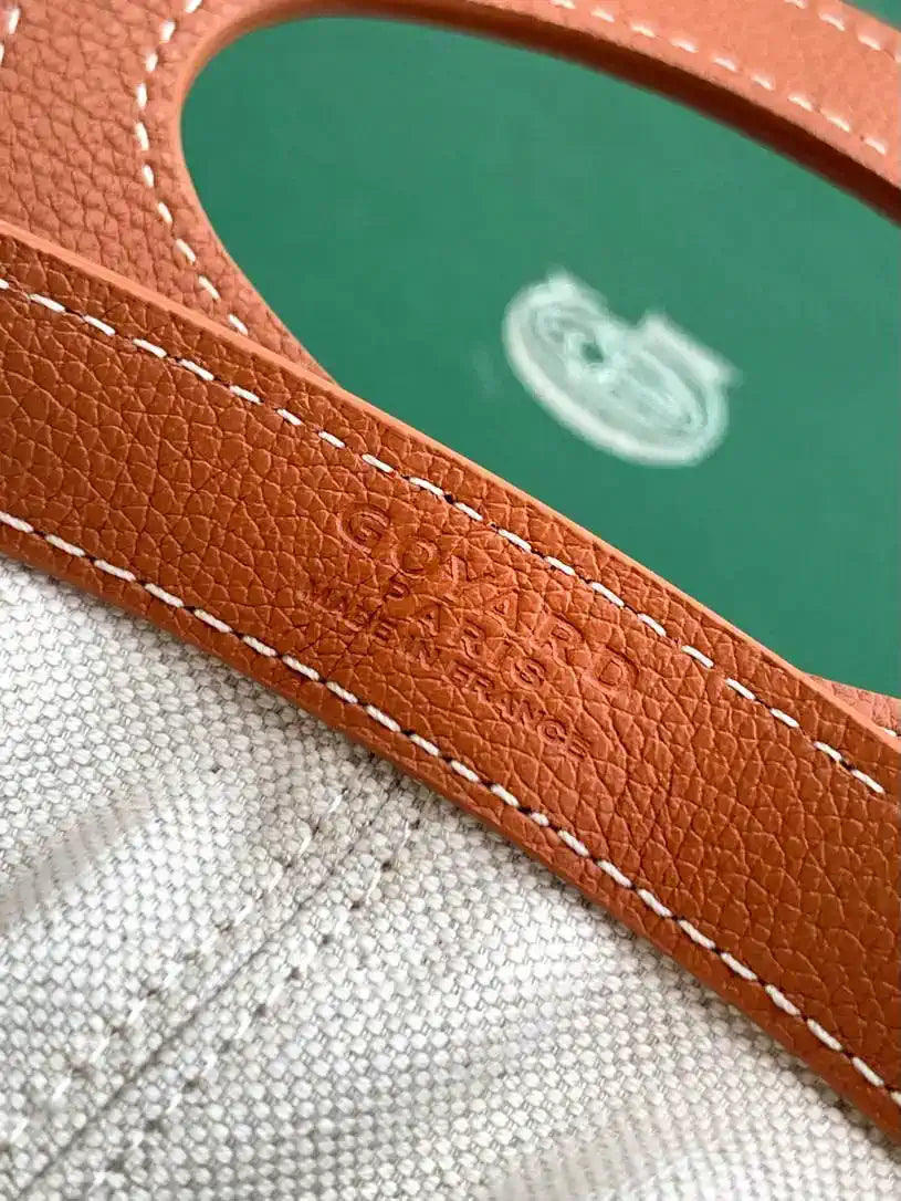 Goyard BELUGAMINTY01CL03P Beluga Mini Bag G89027