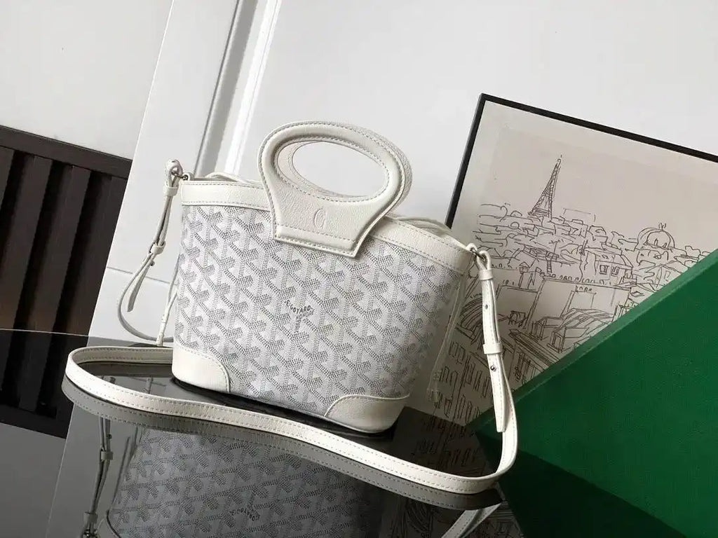 Goyard BELUGAMINTY01CL03P Beluga Mini Bag G89028