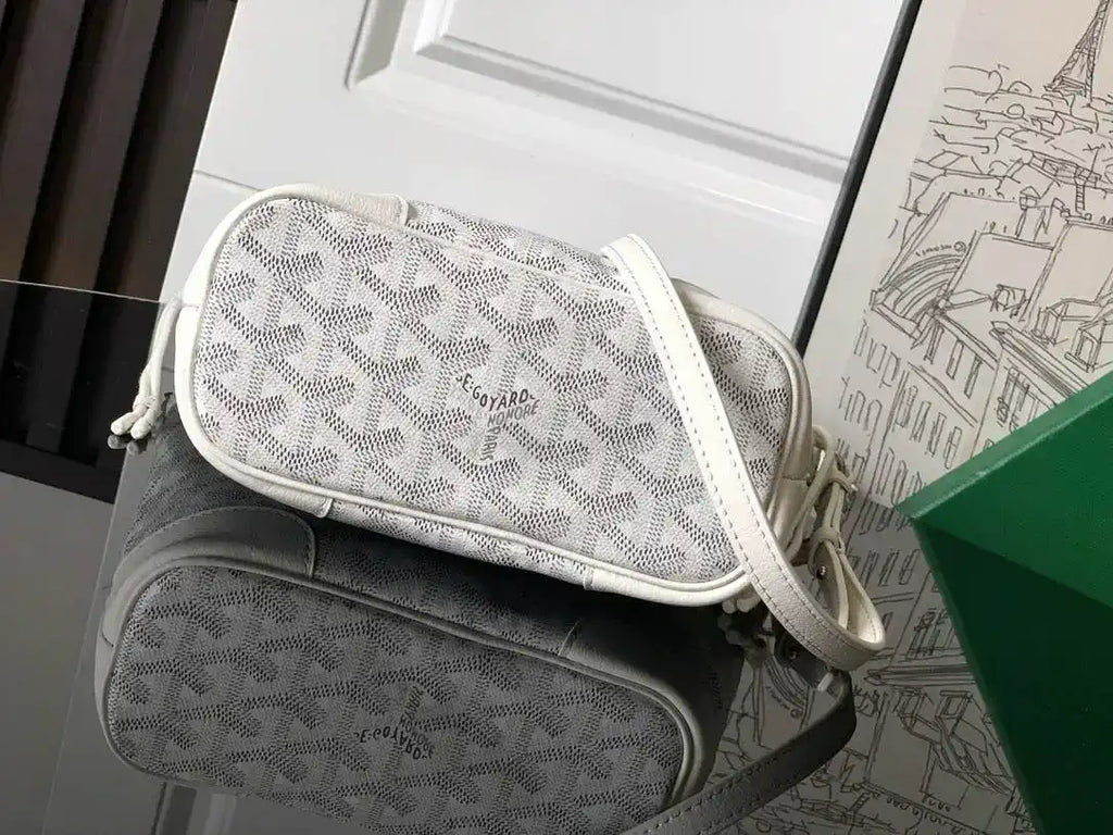 Goyard BELUGAMINTY01CL03P Beluga Mini Bag G89028
