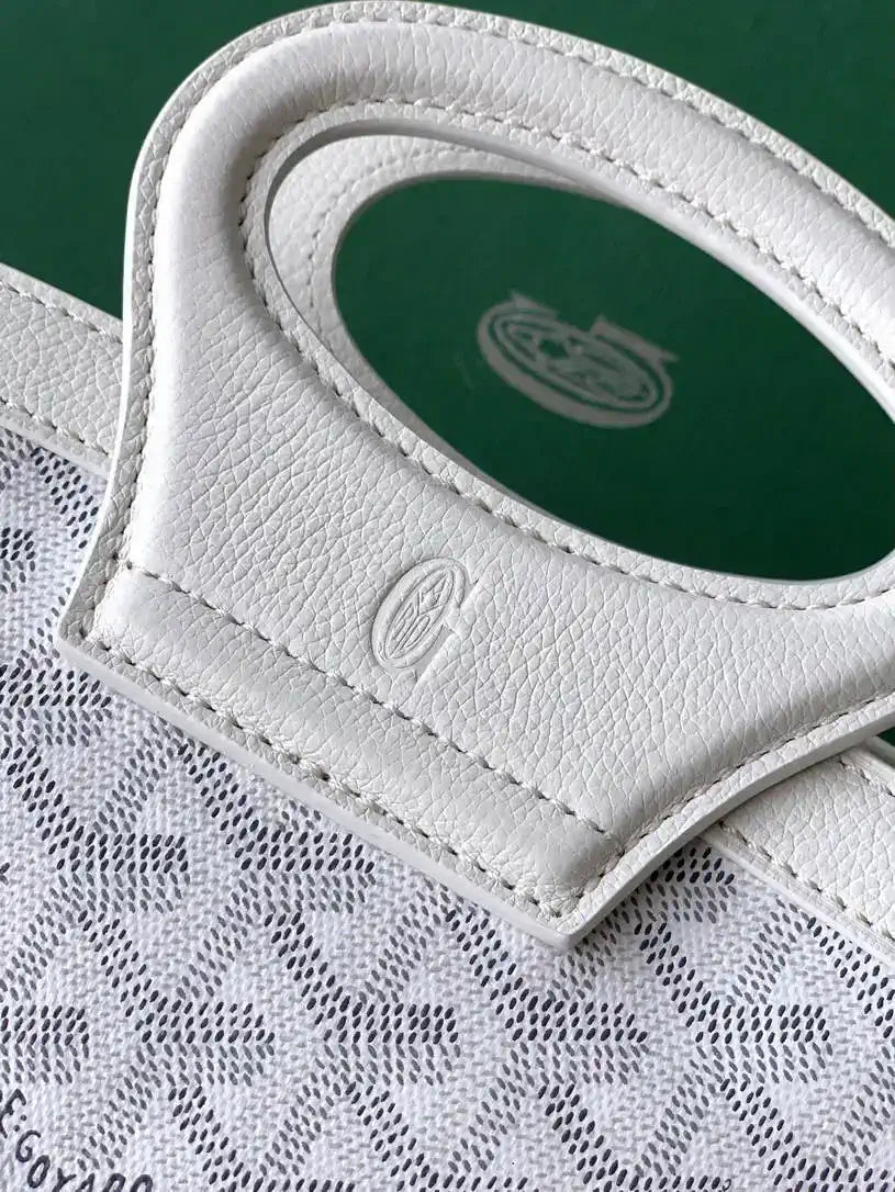 Goyard BELUGAMINTY01CL03P Beluga Mini Bag G89028