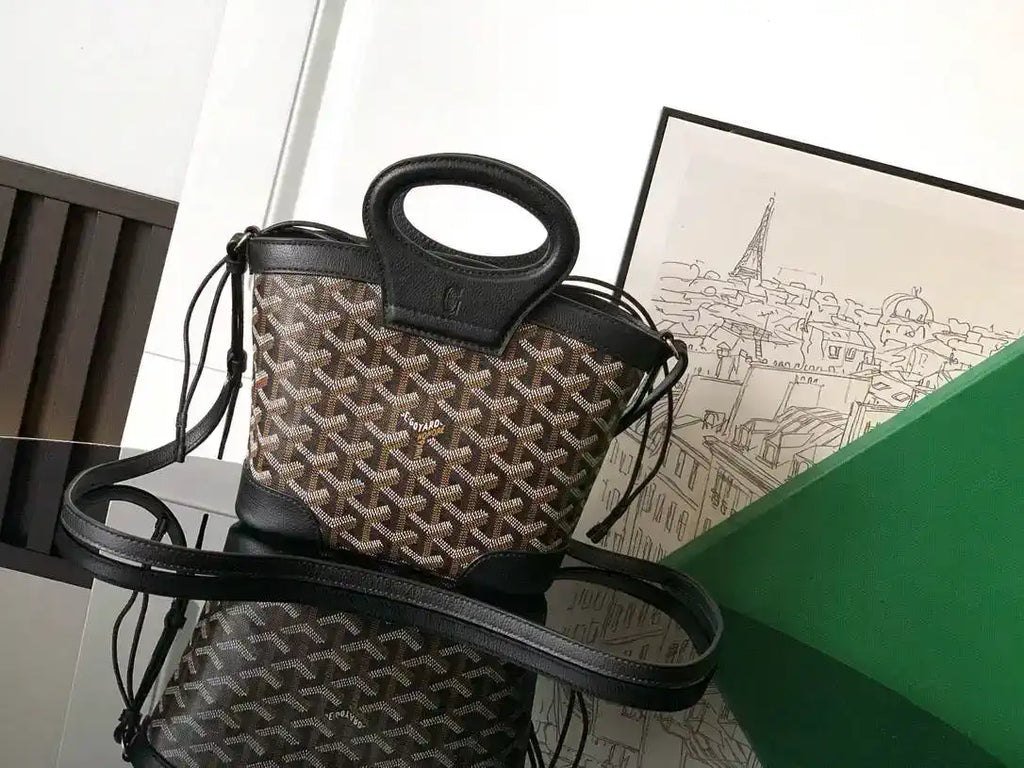 Goyard BELUGAMINTY01CL03P Beluga Mini Bag G89029
