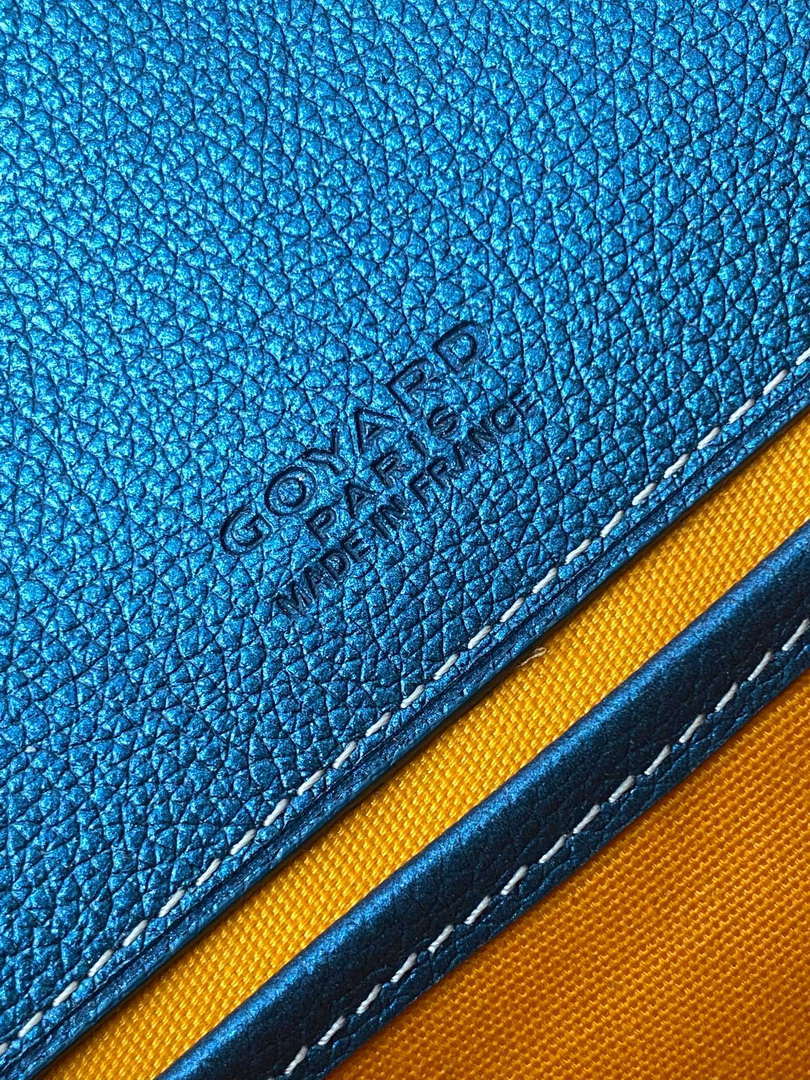 Goyard BELVE3PMLTY09CG09P Belvedere PM Bag Pearly Blue
