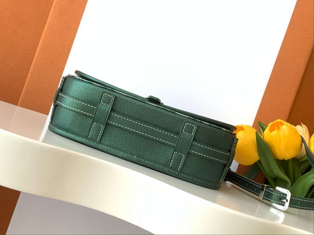 Goyard BELVE3PMLTY09CG09P Belvedere PM Bag Pearly Green