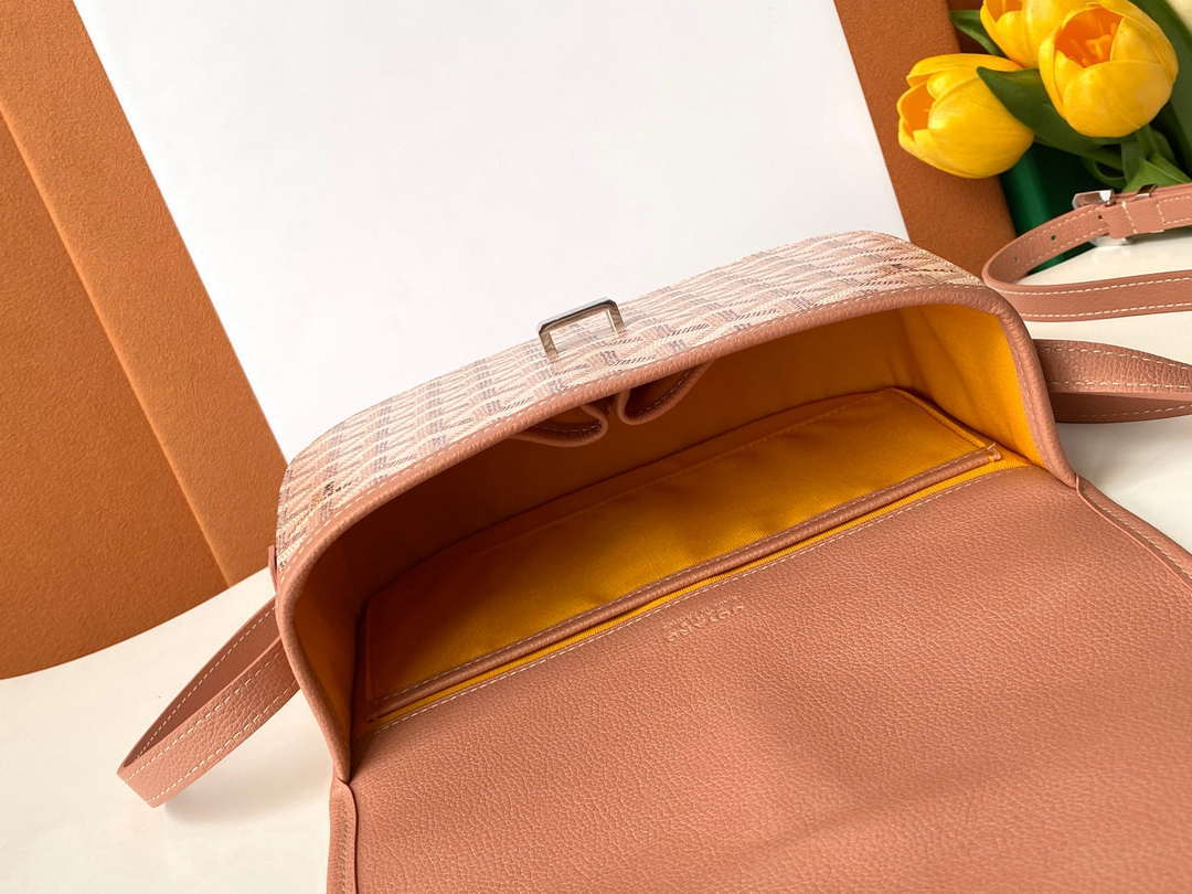 Goyard BELVE3PMLTY09CG09P Belvedere PM Bag Pearly Pink