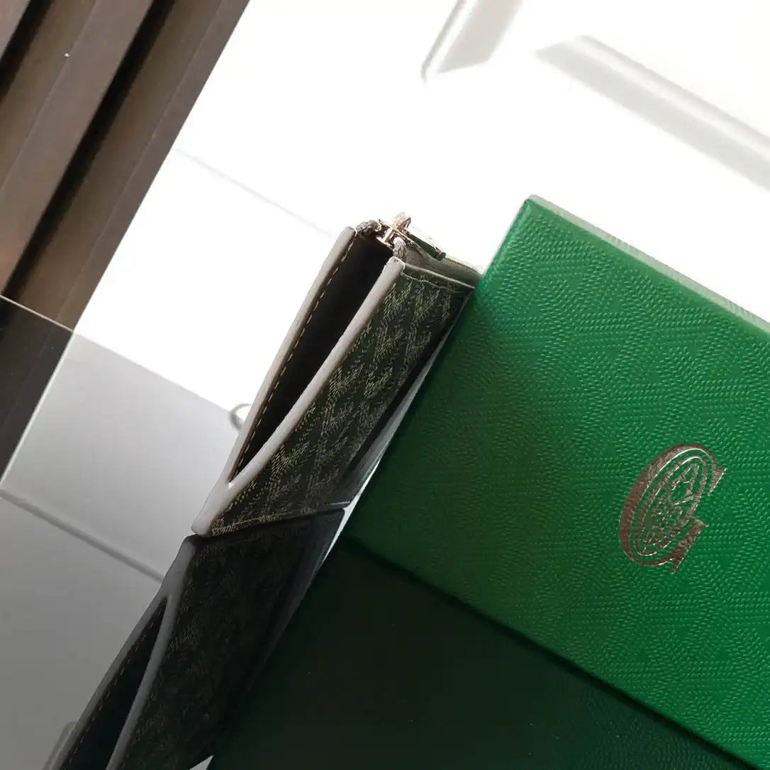 Goyard BOURBOPMLTY01CL03P Bourbon zipped card holder G25164