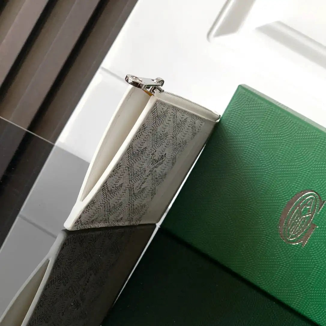Goyard BOURBOPMLTY01CL03P Bourbon zipped card holder G25171