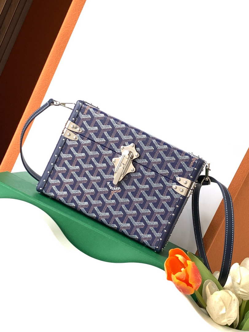 Goyard CASSETPMLTY01CL03O Cassette Trunk Bag  Ga16080
