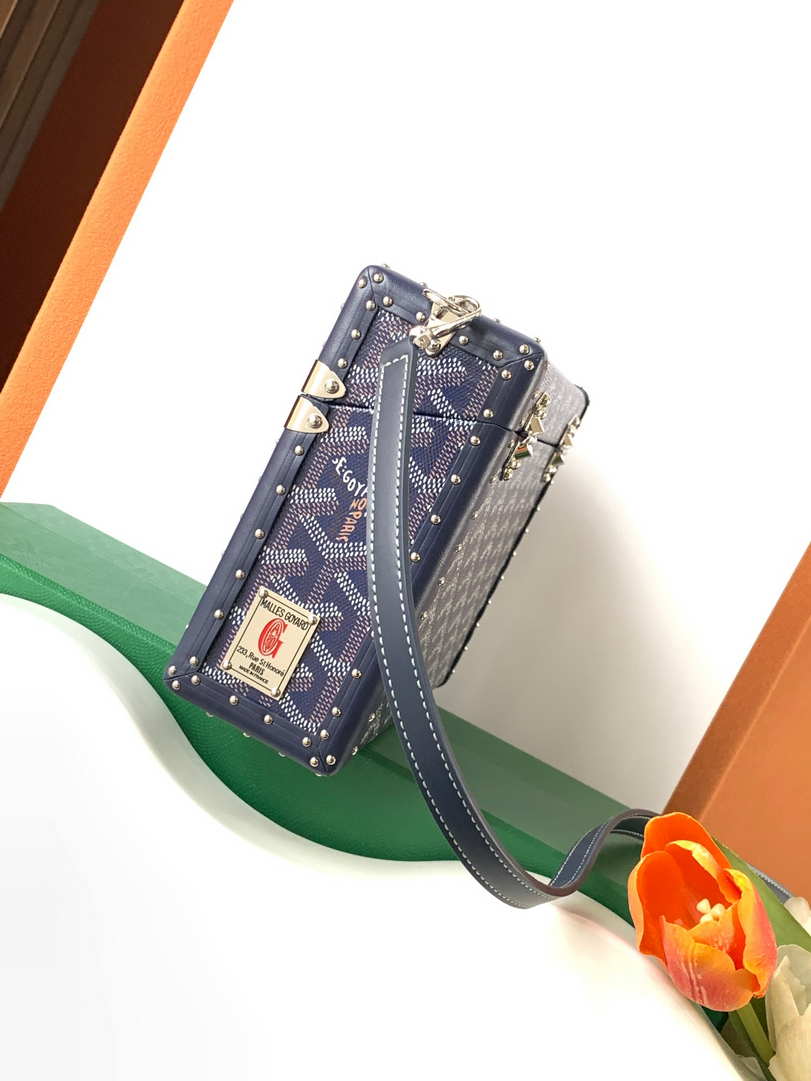 Goyard CASSETPMLTY01CL03O Cassette Trunk Bag  Ga16080