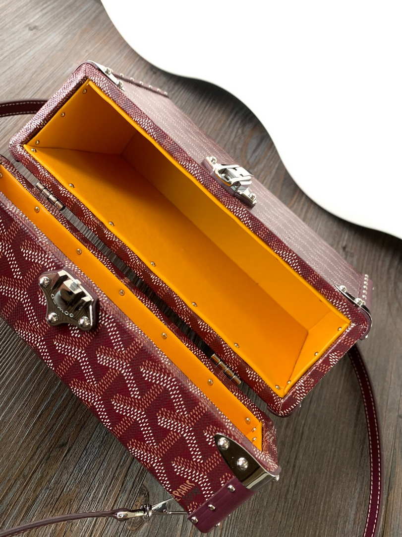 Goyard CASSETPMLTY01CL03O Cassette Trunk Bag  Ga16091