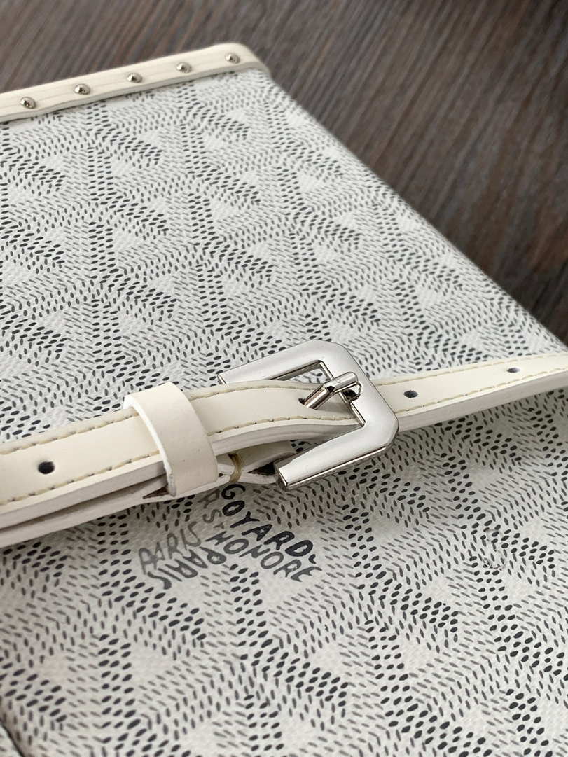 Goyard CASSETPMLTY01CL03O Cassette Trunk Bag  Ga16084