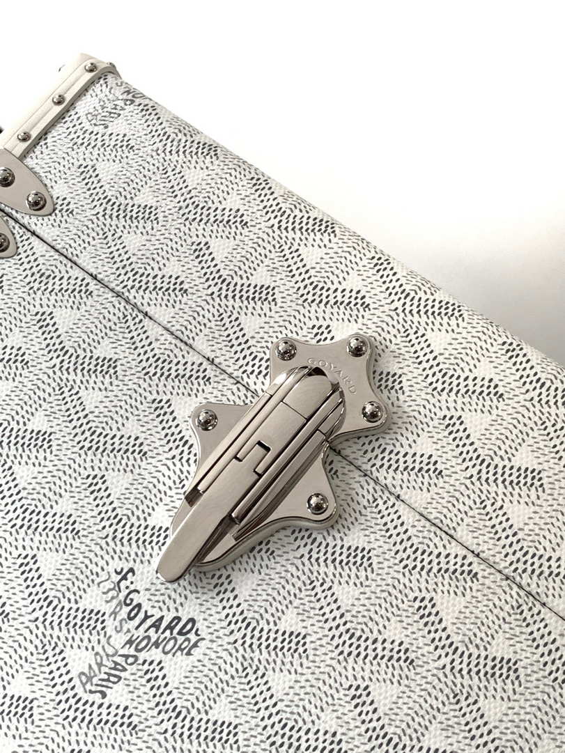 Goyard CASSETPMLTY01CL03O Cassette Trunk Bag  Ga16084