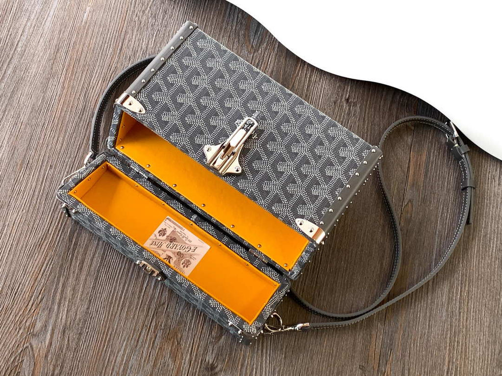 Goyard CASSETPMLTY01CL03O Cassette Trunk Bag  Ga16085