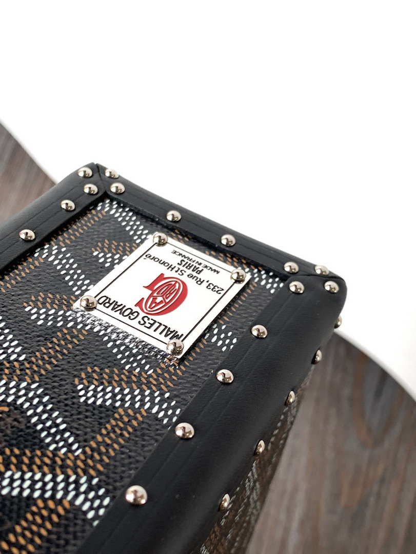 Goyard CASSETPMLTY01CL03O Cassette Trunk Bag  Ga16086