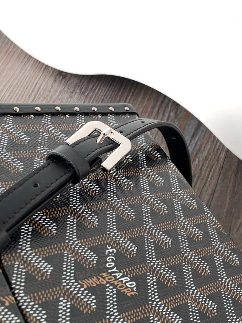 Goyard CASSETPMLTY01CL03O Cassette Trunk Bag  Ga16086