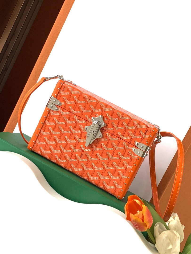 Goyard CASSETPMLTY01CL03O Cassette Trunk Bag  Ga16087