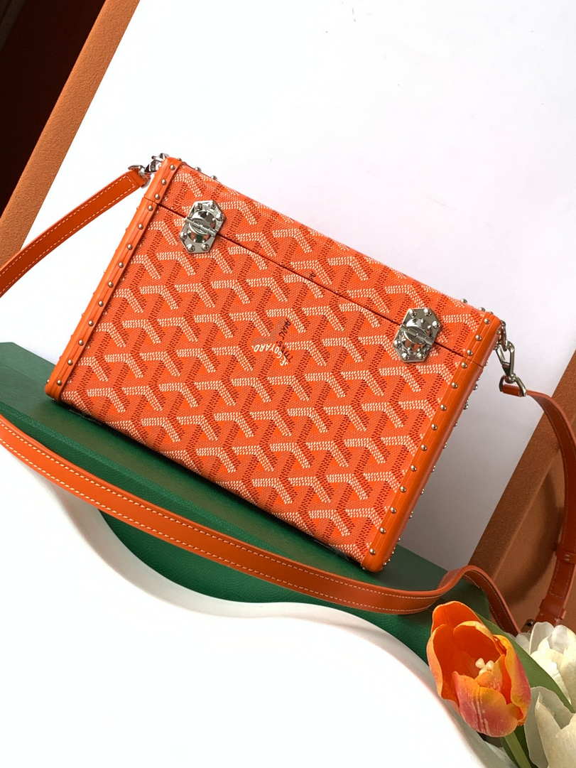 Goyard CASSETPMLTY01CL03O Cassette Trunk Bag  Ga16087