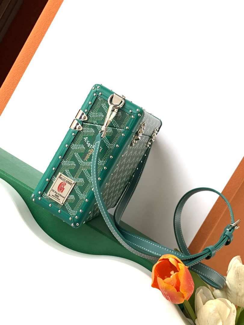 Goyard CASSETPMLTY01CL03O Cassette Trunk Bag  Ga16088