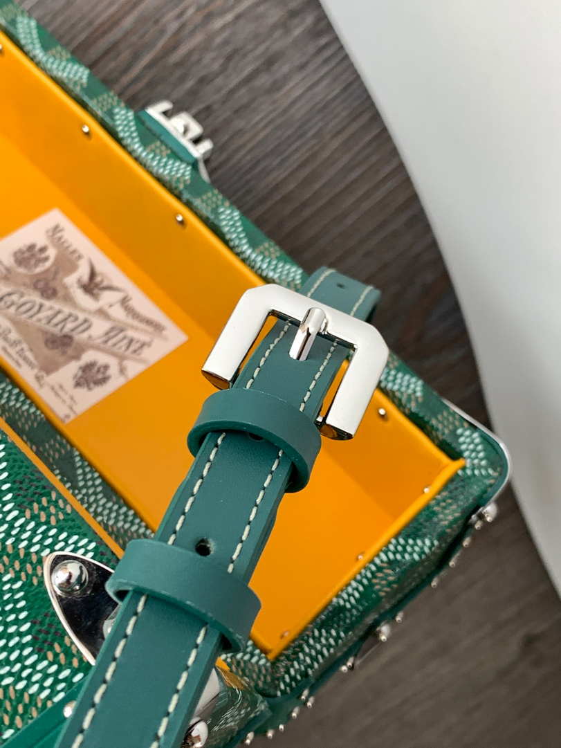 Goyard CASSETPMLTY01CL03O Cassette Trunk Bag  Ga16088