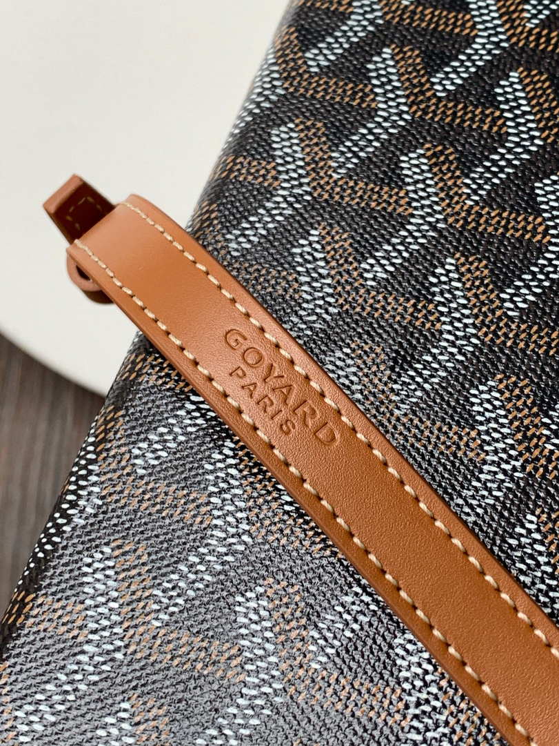 Goyard CASSETPMLTY01CL03O Cassette Trunk Bag  Ga16090
