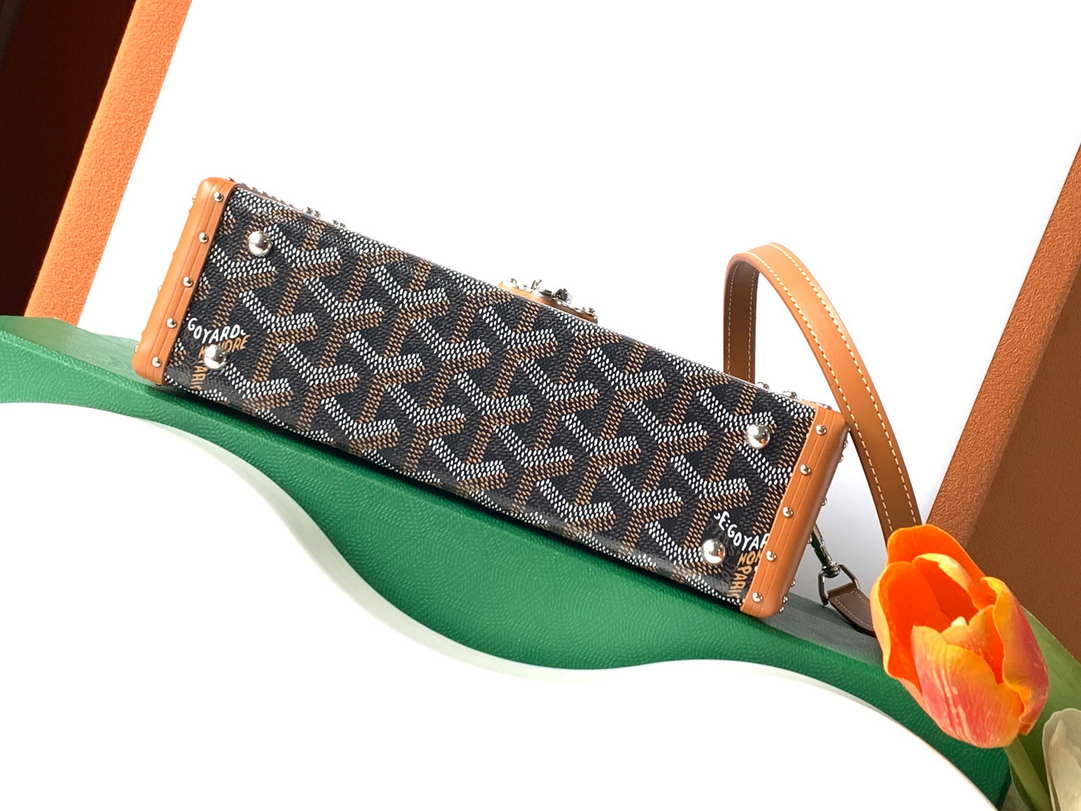 Goyard CASSETPMLTY01CL03O Cassette Trunk Bag  Ga16090