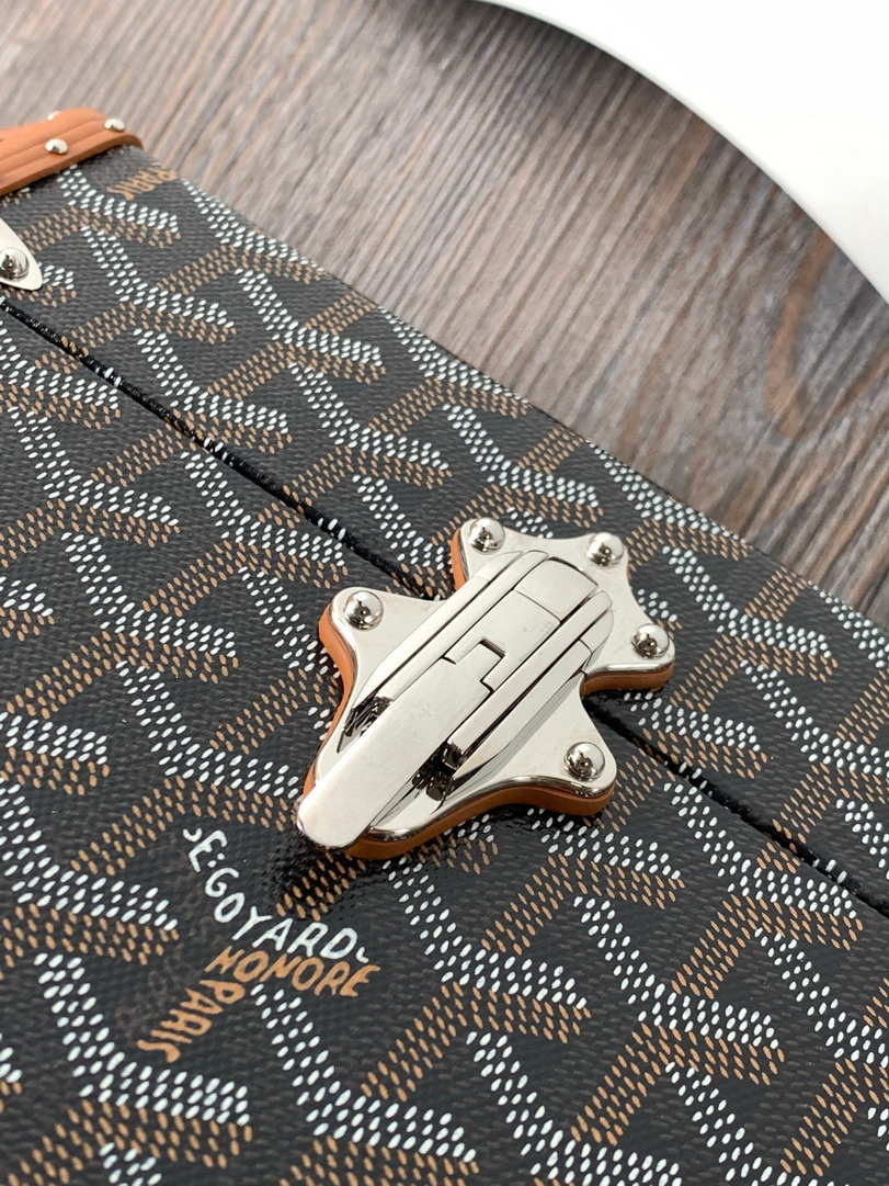 Goyard CASSETPMLTY01CL03O Cassette Trunk Bag  Ga16090