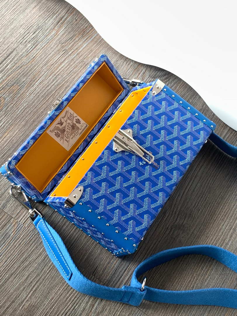 Goyard CASSETPMLTY01CL03O Cassette Trunk Bag  Ga16089