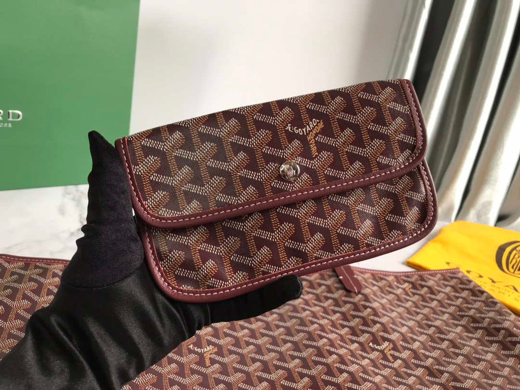 Goyard GMLCG09TY09P Anjou GM Bag Wine Red