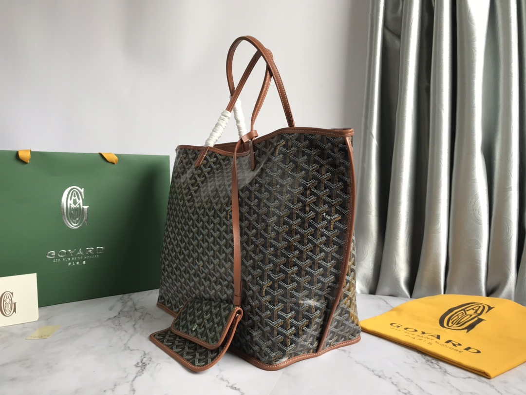 Goyard GMLCG09TY09P Anjou GM Bag Brown with black