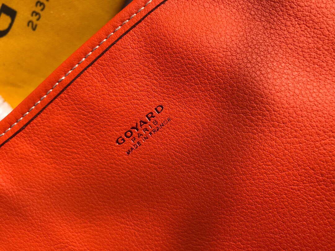 Goyard GMLCG09TY09P Anjou GM Bag Orange