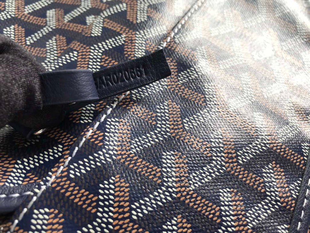 Goyard GMLCG09TY09P Anjou GM Bag Navy Blue