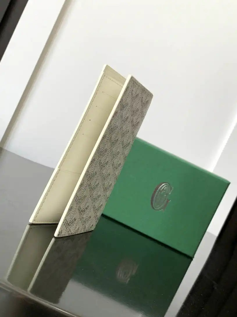 Goyard GRENELPMLTY01CL01X Grenelle Passport Cover G25180