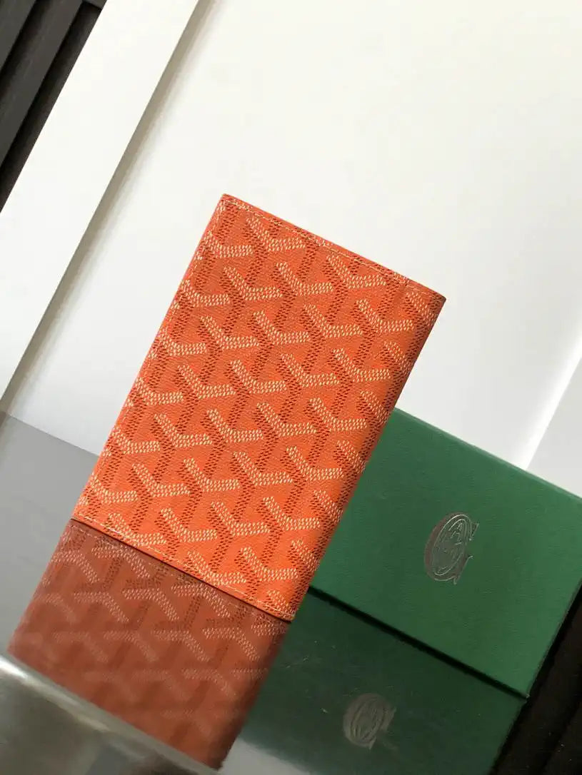 Goyard GRENELPMLTY01CL01X Grenelle Passport Cover G25185