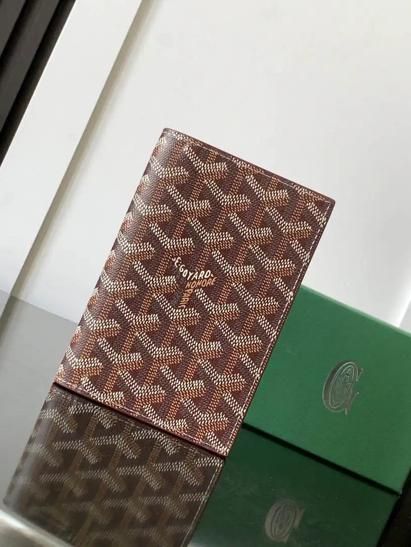Goyard GRENELPMLTY01CL01X Grenelle Passport Cover G25187