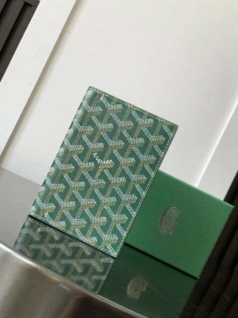 Goyard GRENELPMLTY01CL01X Grenelle Passport Cover G25188