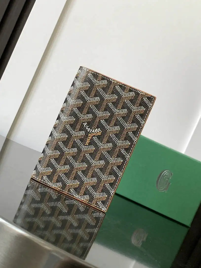Goyard GRENELPMLTY01CL01X Grenelle Passport Cover G25189