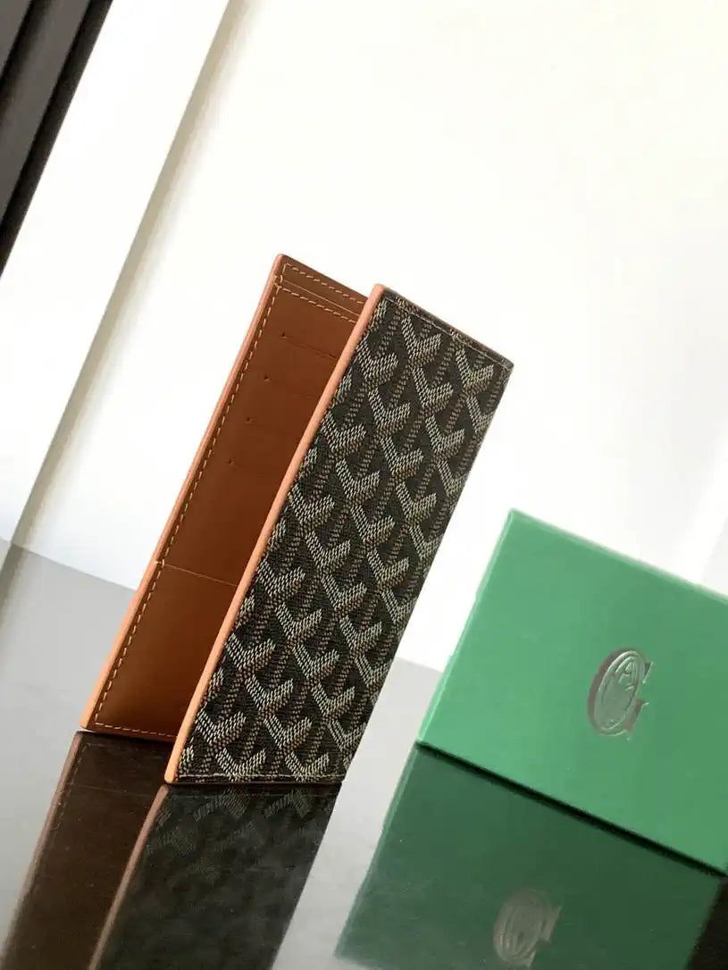 Goyard GRENELPMLTY01CL01X Grenelle Passport Cover G25189