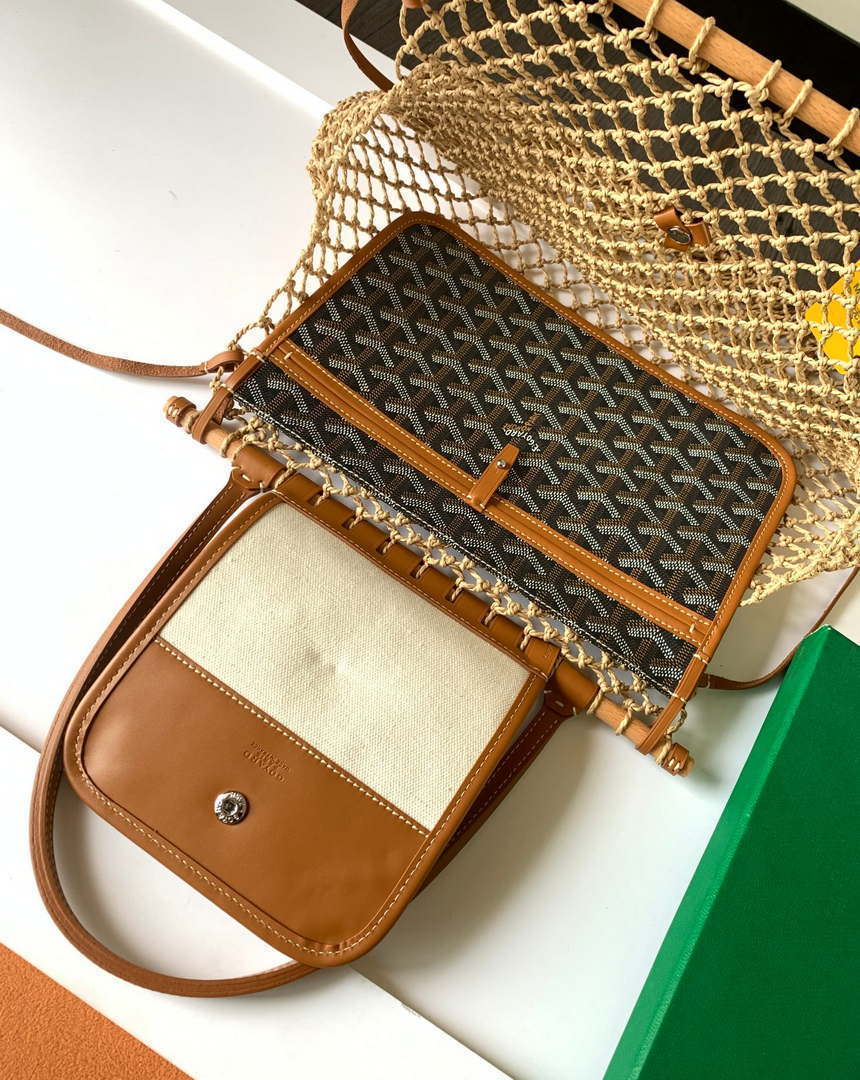 Goyard GY8112 Sac Aligre PM Mesh Bag Black