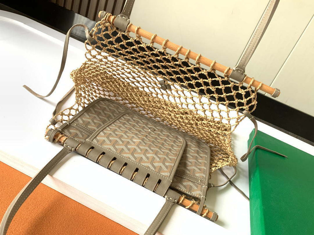 Goyard GY8112 Sac Aligre PM Mesh Bag Gray