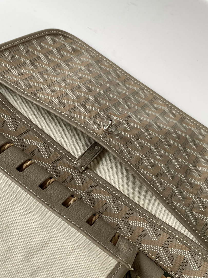 Goyard GY8112 Sac Aligre PM Mesh Bag Gray