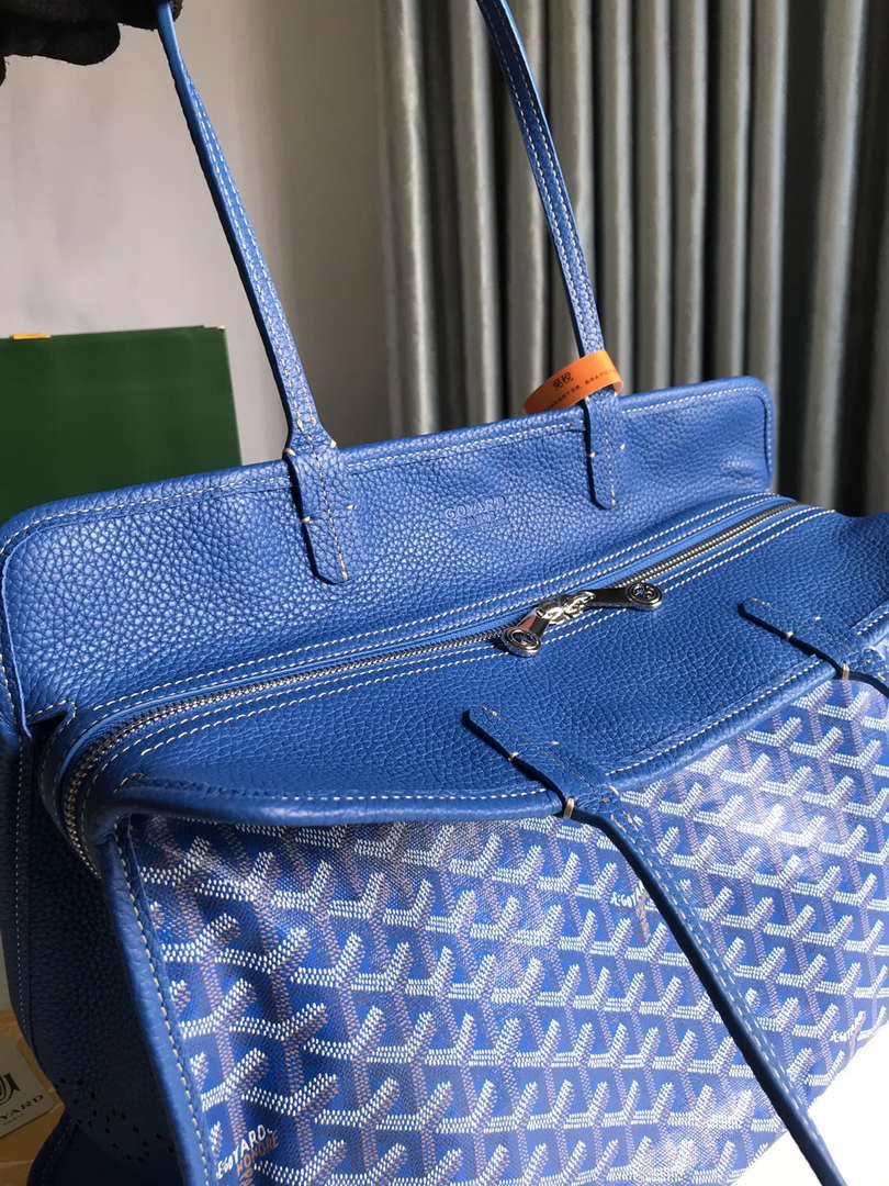 Goyard HARDY2PMLTY07CG07P Hardy PM Bag Blue