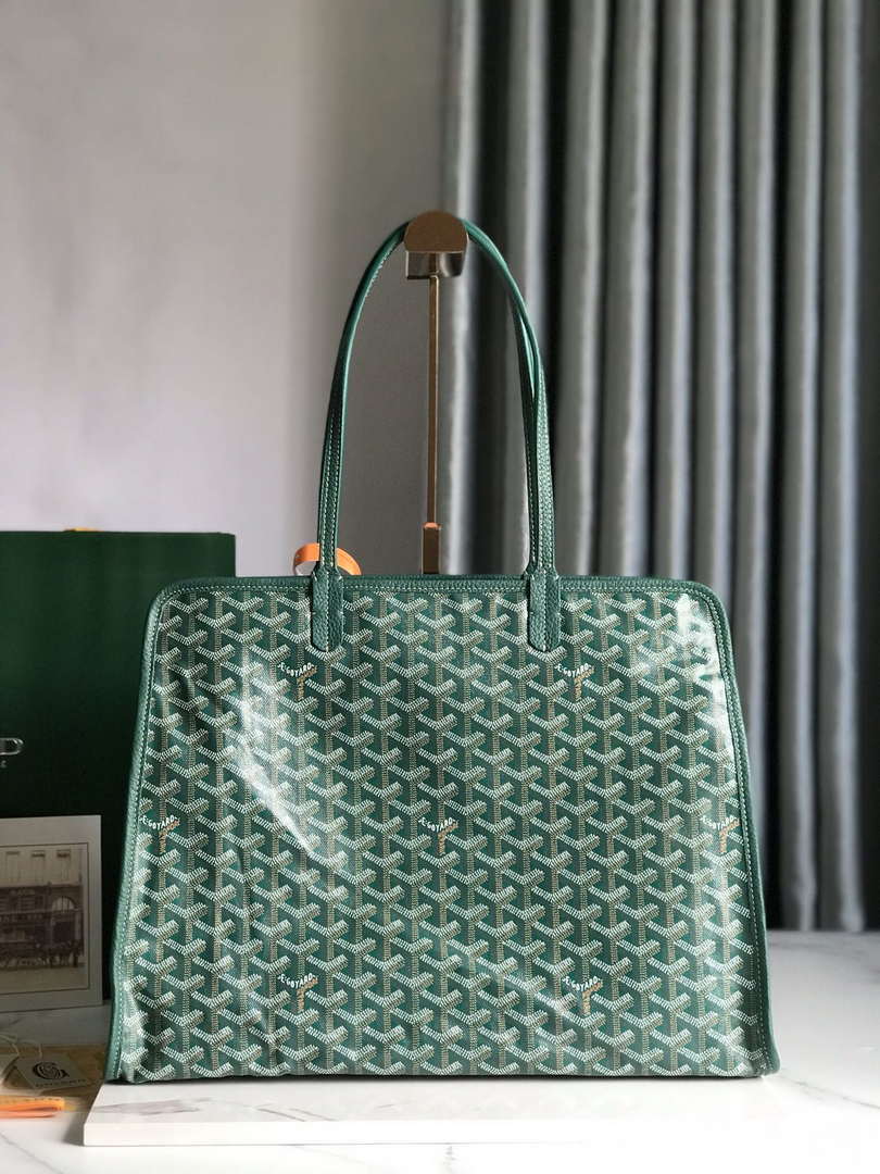 Goyard HARDY2PMLTY07CG07P Hardy PM Bag Green