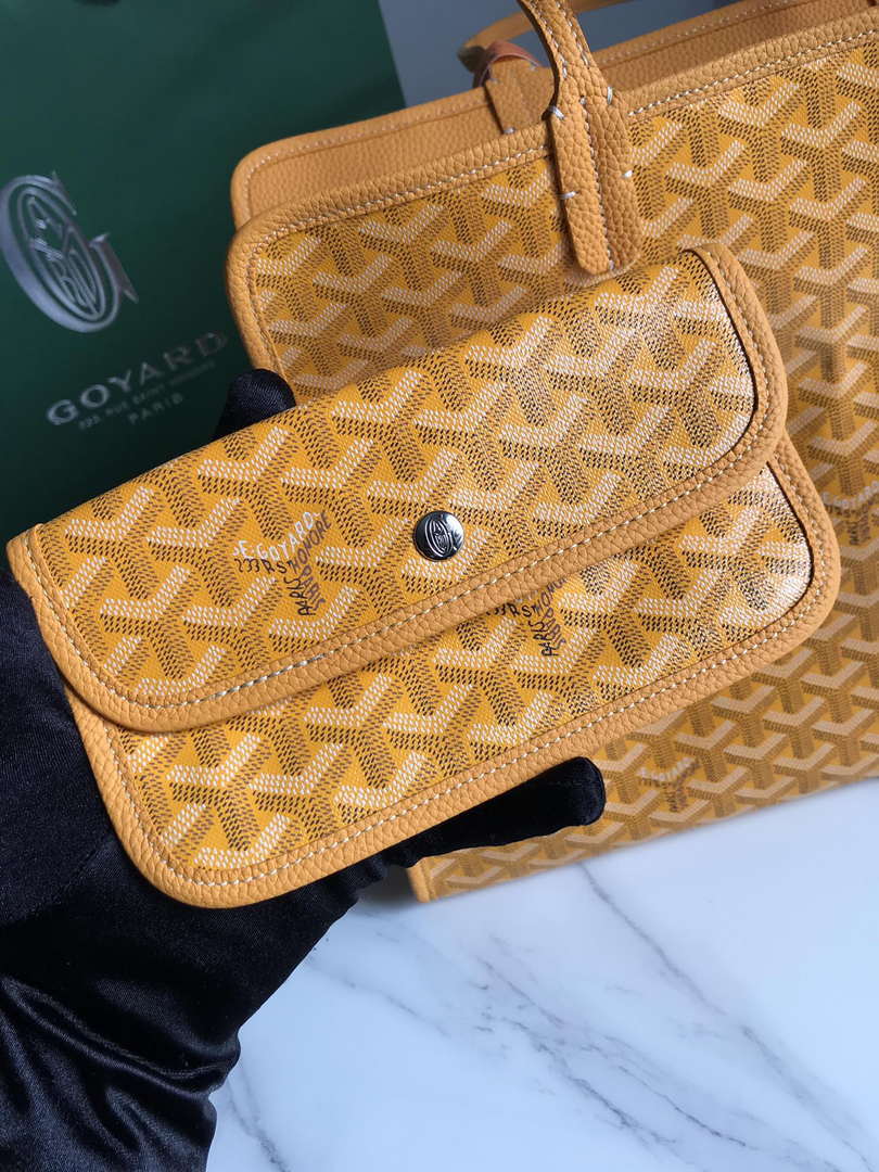 Goyard HARDY2PMLTY07CG07P Hardy PM Bag Yellow