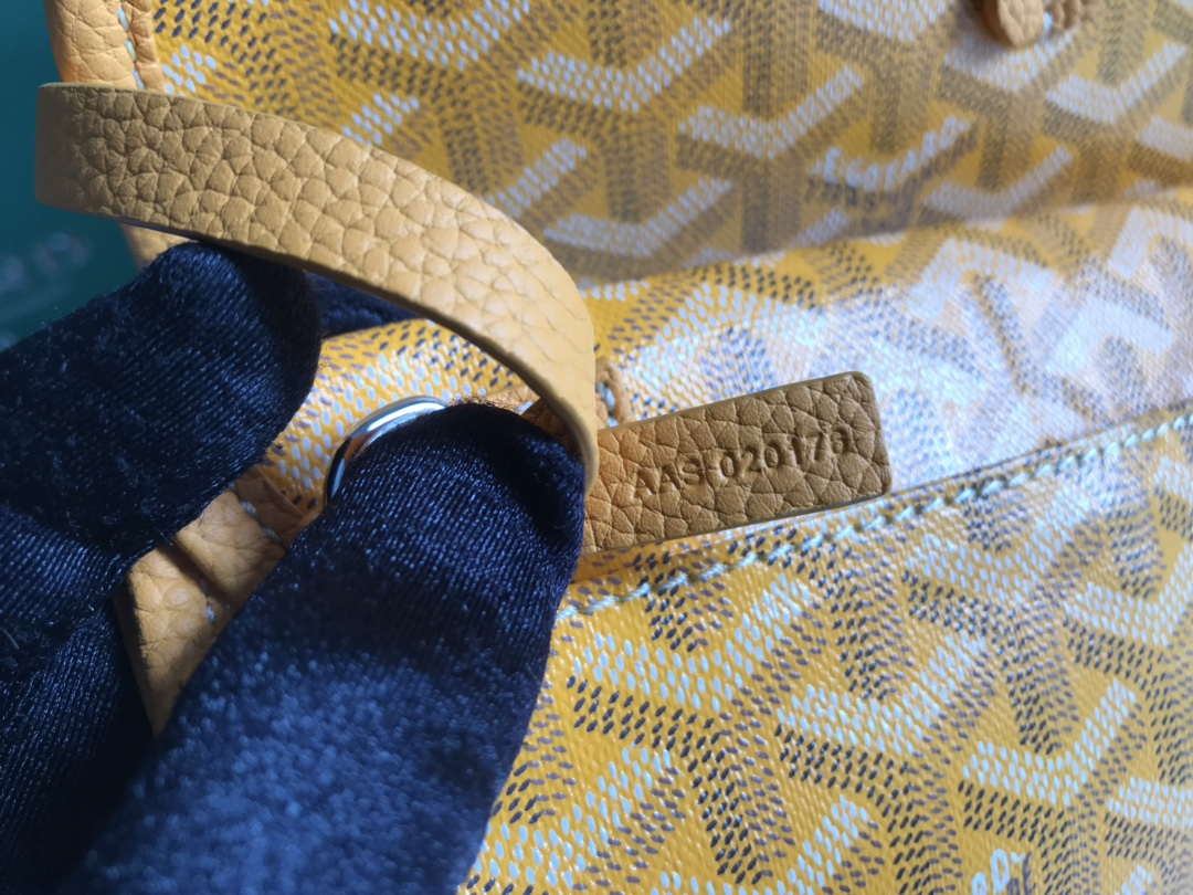 Goyard HARDY2PMLTY07CG07P Hardy PM Bag Yellow