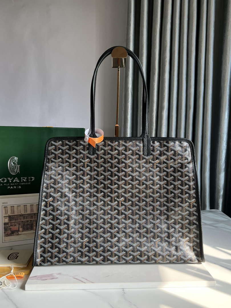 Goyard HARDY2PMLTY07CG07P Hardy PM Bag Black