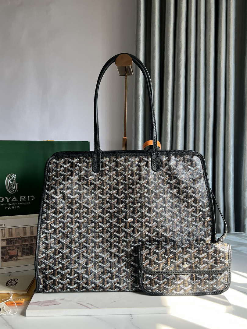 Goyard HARDY2PMLTY07CG07P Hardy PM Bag Black
