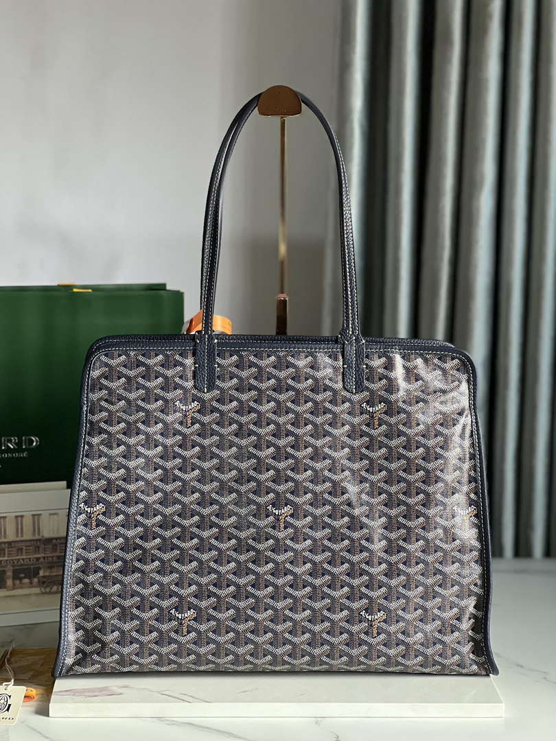 Goyard HARDY2PMLTY07CG07P Hardy PM Bag Navy Blue